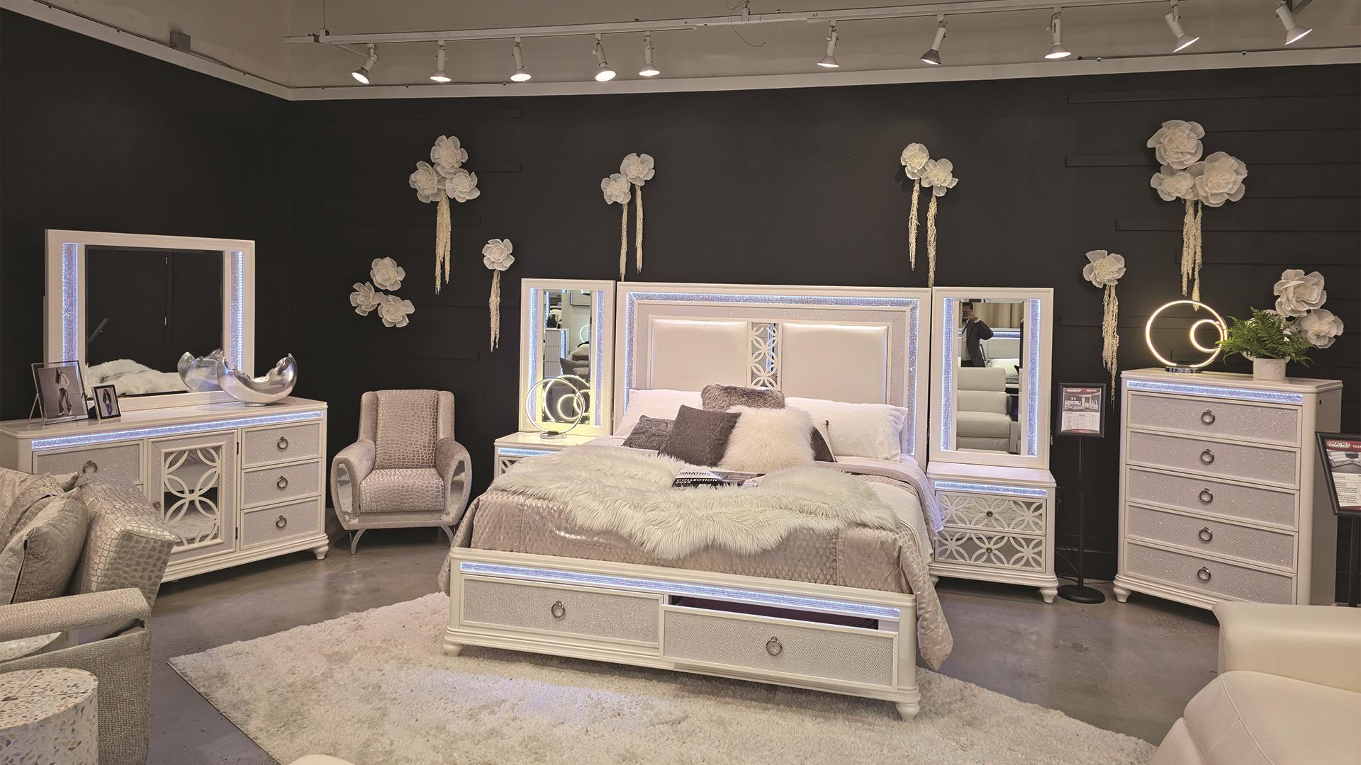 Milania Silver Bed